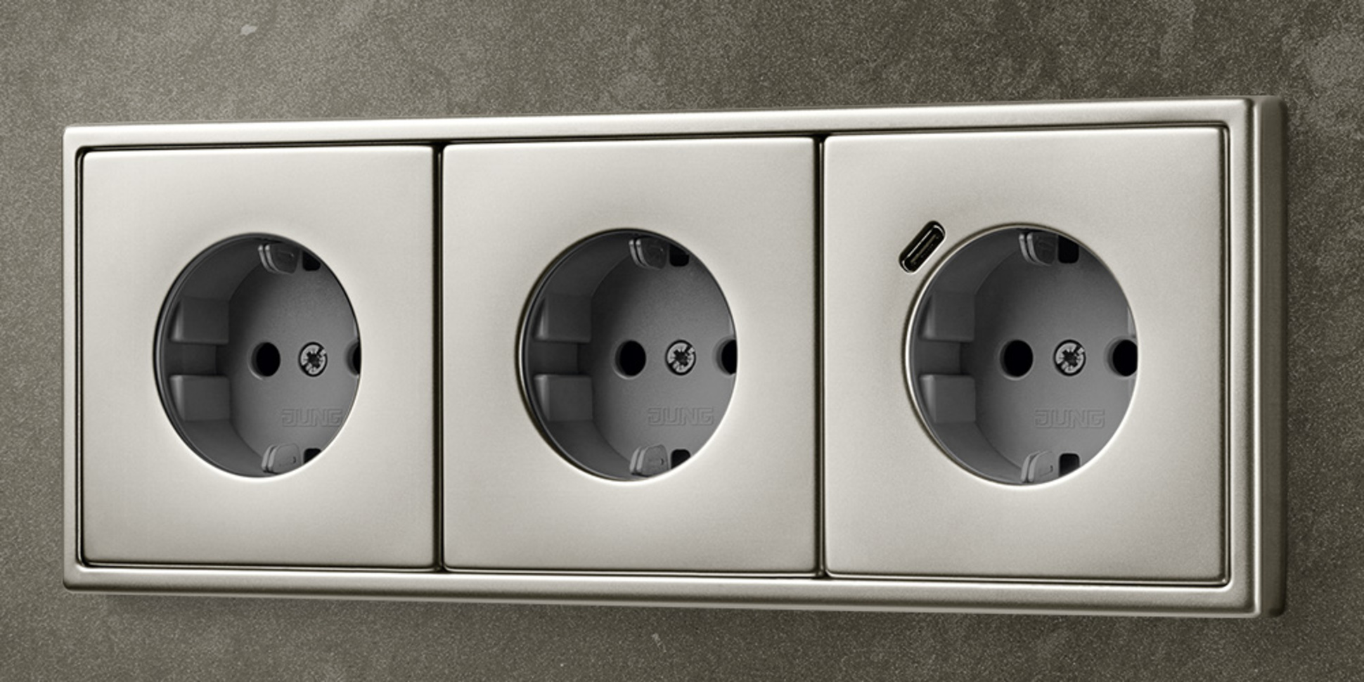 SCHUKO® Steckdosen mit USB bei Elektrotechnik Mortka in Niederaula